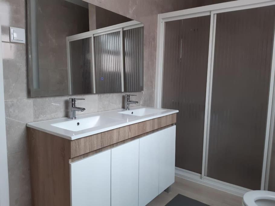 Casa Da Ribeira - Mosteiros Mosteiros  Ngoại thất bức ảnh